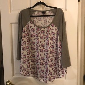 Torrid 3/4 sleeve floral top